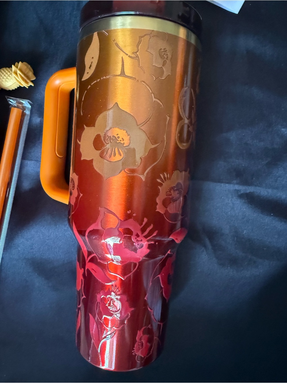 New Stanley 40oz Karol G Edition Orange and Red Floral with Box Topper Straw - Picture 11 of 16